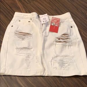 white jean skirt never worn